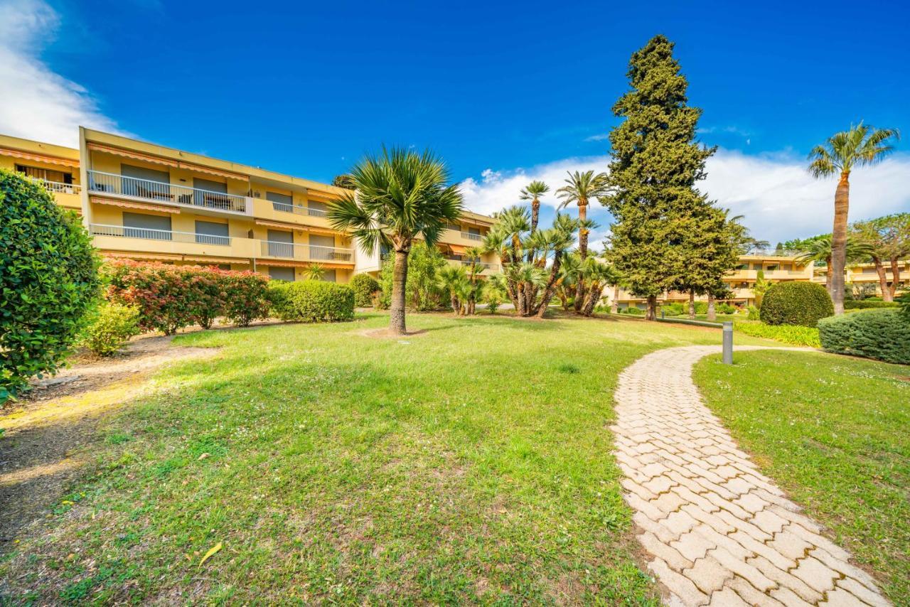 Spacieux 2pieces A5min De Plages Apartment