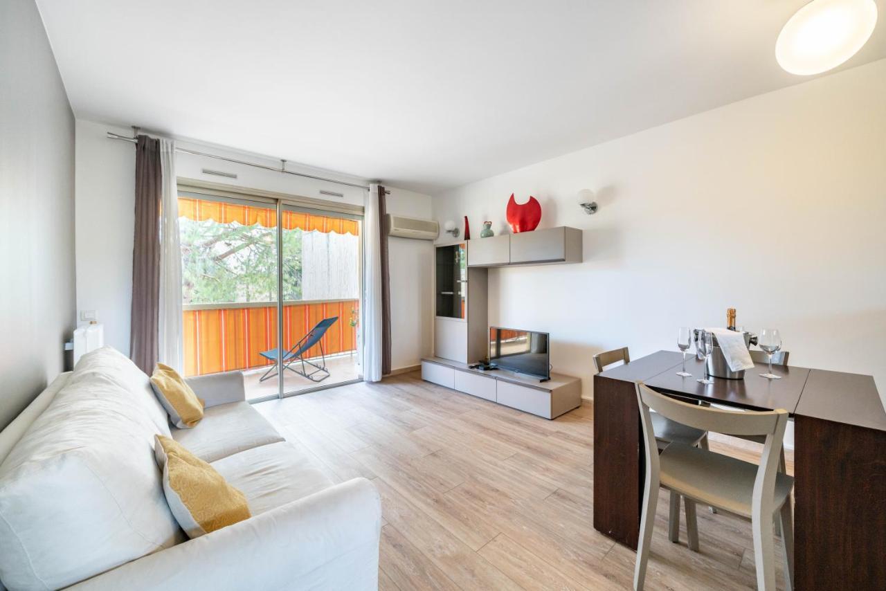 Spacieux 2pieces A5min De Plages Apartment Antibes
