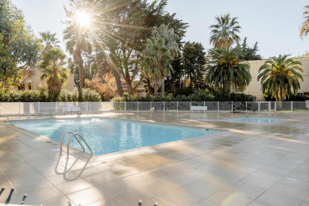 Apartment Spacieux 2pieces A5min De Plages Antibes