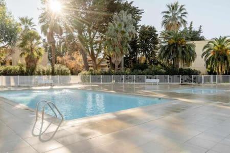 Spacieux 2pieces A5min De Plages Apartment *