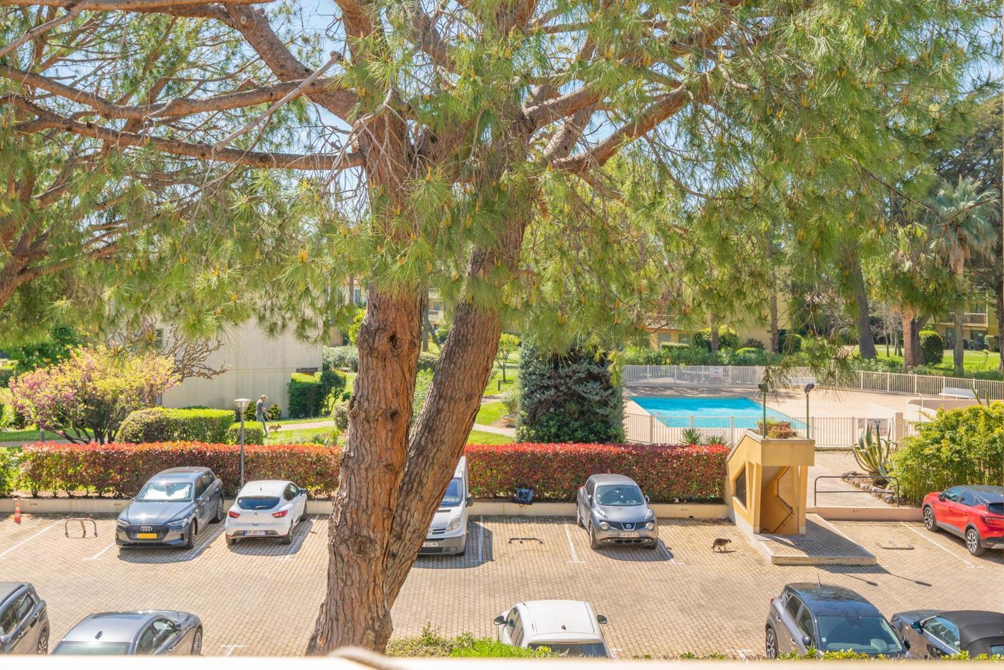 Apartment Spacieux 2pieces A5min De Plages